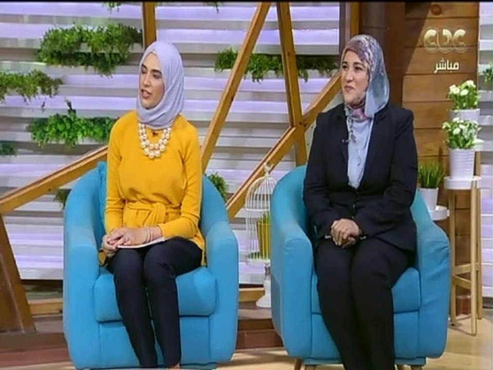 الستات مايعرفوش يكدبوا | "أنا بقالي 10 سنين متجوزة وربنا مارزقنيش بأولاد".. اعرفوا قصة الضيفة يمنى في تبني طفل واحتضانه