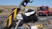 Kırıkkale'de Trafik Kazası, Otomobiller Kafa Kafaya Çarpıştı