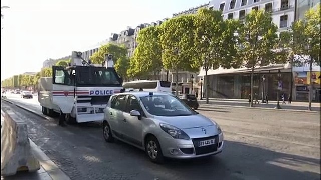 الشرطة الفرنسية تعتقل أكثر من 100 متظاهر خلال احتجاجات السترات الصفراء والمناخ بباريس