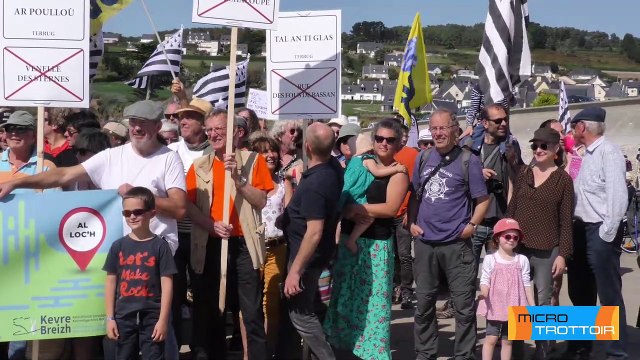 2019 Pique nique solidaire à Telgruc sur mer contre la francisation des lieux dits © Trigone Production &Micro Trottoir 10