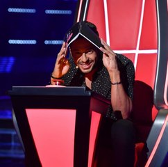 محمد حماقي يفاجئ متسابقة لبنانية بهدية غير متوقعة