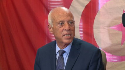 تصدر السباق الرئاسي في تونس.. تعرف على قيس سعيّد