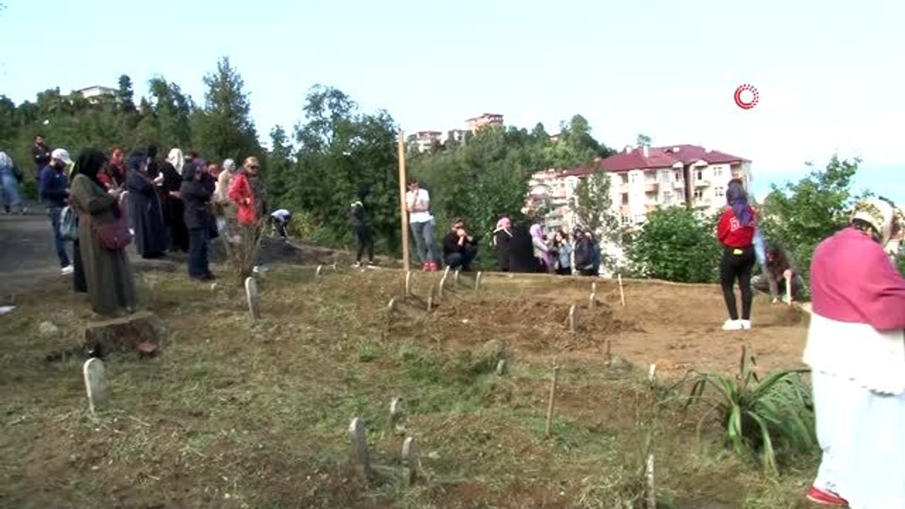Youtuber arkadaşları Neslican Tay'ı son yolculuğunda yalnız bırakmadı