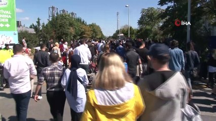 TEKNOFEST’e son gününde gösterilen yoğun ilgi trafiği kilitledi