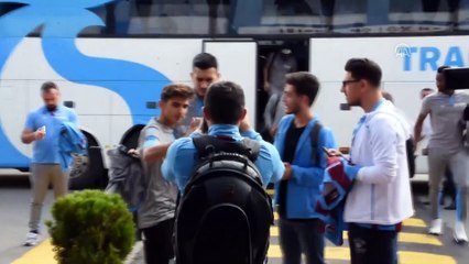 Trabzonspor kafilesi Sivas'a gitti