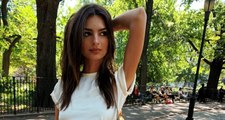 Ünlü model Emily Ratajkowski'den sütyensiz Instagram paylaşımı