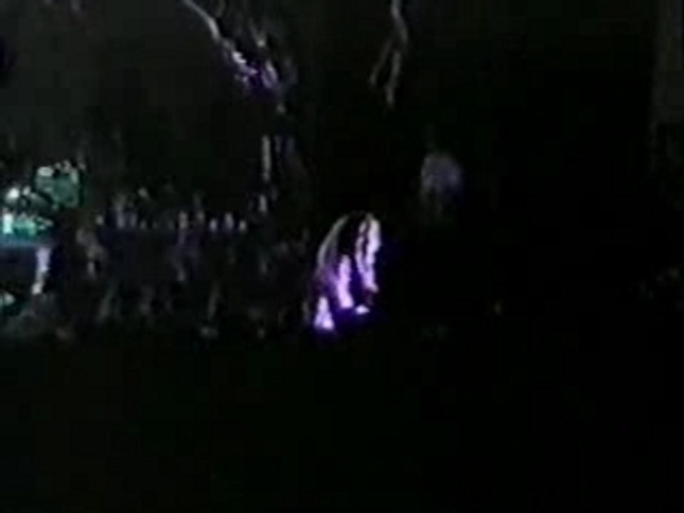 Korn -Twist & Blind (1997.03.09. Live in Kansas City)