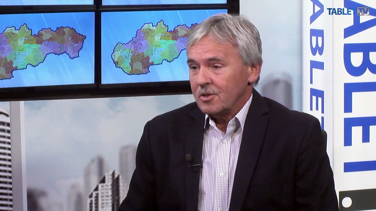 HRABKO: Súboj R. Fica s P. Pellegrinim Smeru preferenčne skôr pomôže