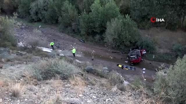 Sivas'ta trafik kazası; 2 ölü 6 ağır yaralı