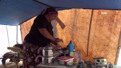 14 yıldır naylon çadırda yaşayan aile 5 çocuğunu Çocuk Esirgeme Kurumuna verdi