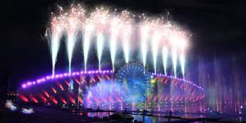 Decoran los monumentos más emblemáticos de Moscú con efectos lumínicos en el festival "Círculo de la Luz"