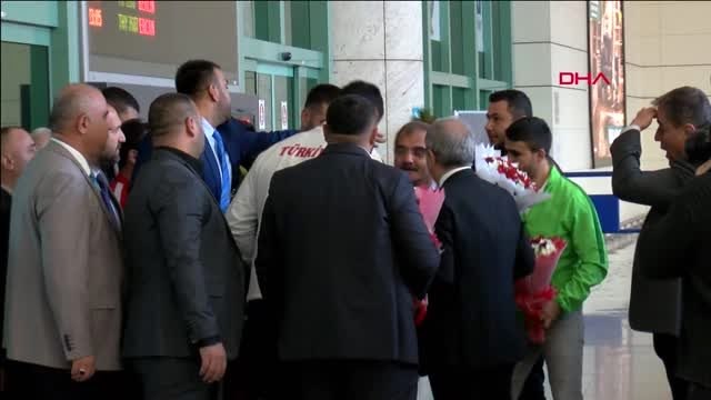 Spor taha akgül ülkemizi şampiyonluğa alıştırdık, gümüş madalya buruk geliyor