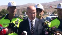 Trafik Uygulama ve Denetlemesi Daire Başkanı Mehmet Yavuz:'Kamu ve mahalli idarelerde üst düzey yönetici, genel müdür ve daire başkanlarının araçlarında 'çakar lamba' kullanması 1 Kasım'dan itibaren yasaklandı'