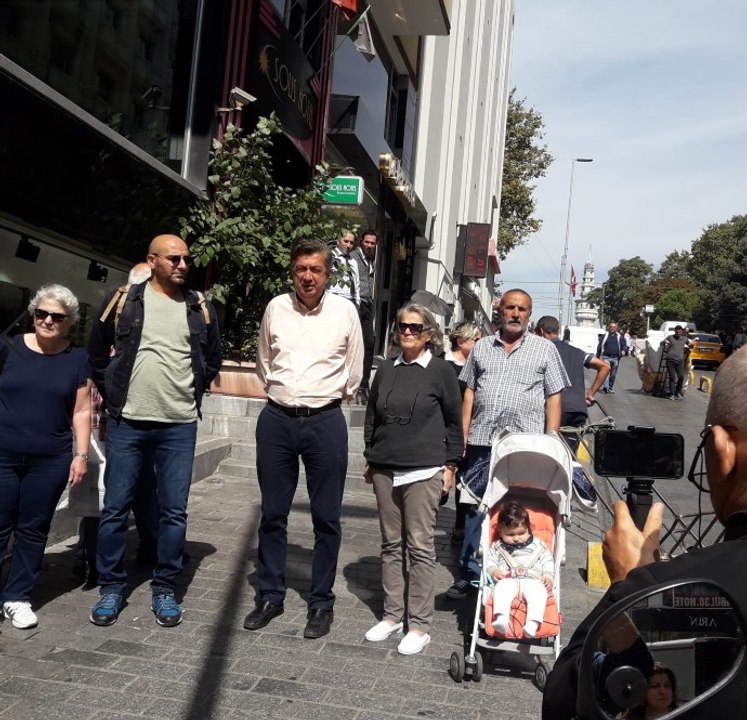 Tam 12.25'te oradaydılar