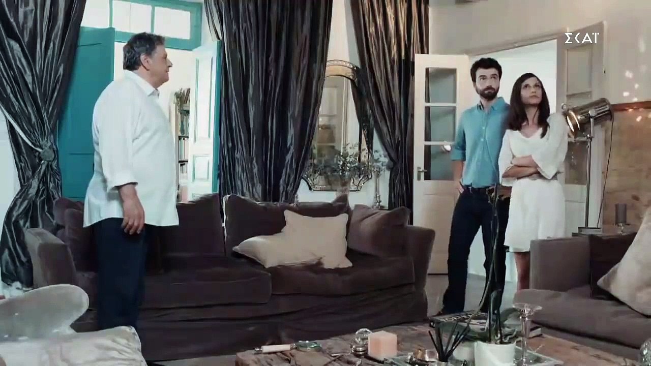 8 Λέξεις Επεισόδιο 17