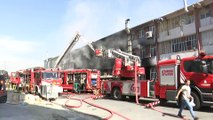 GÜNCELLEME - Başakşehir'de iş yeri yangını (2) - İSTANBUL