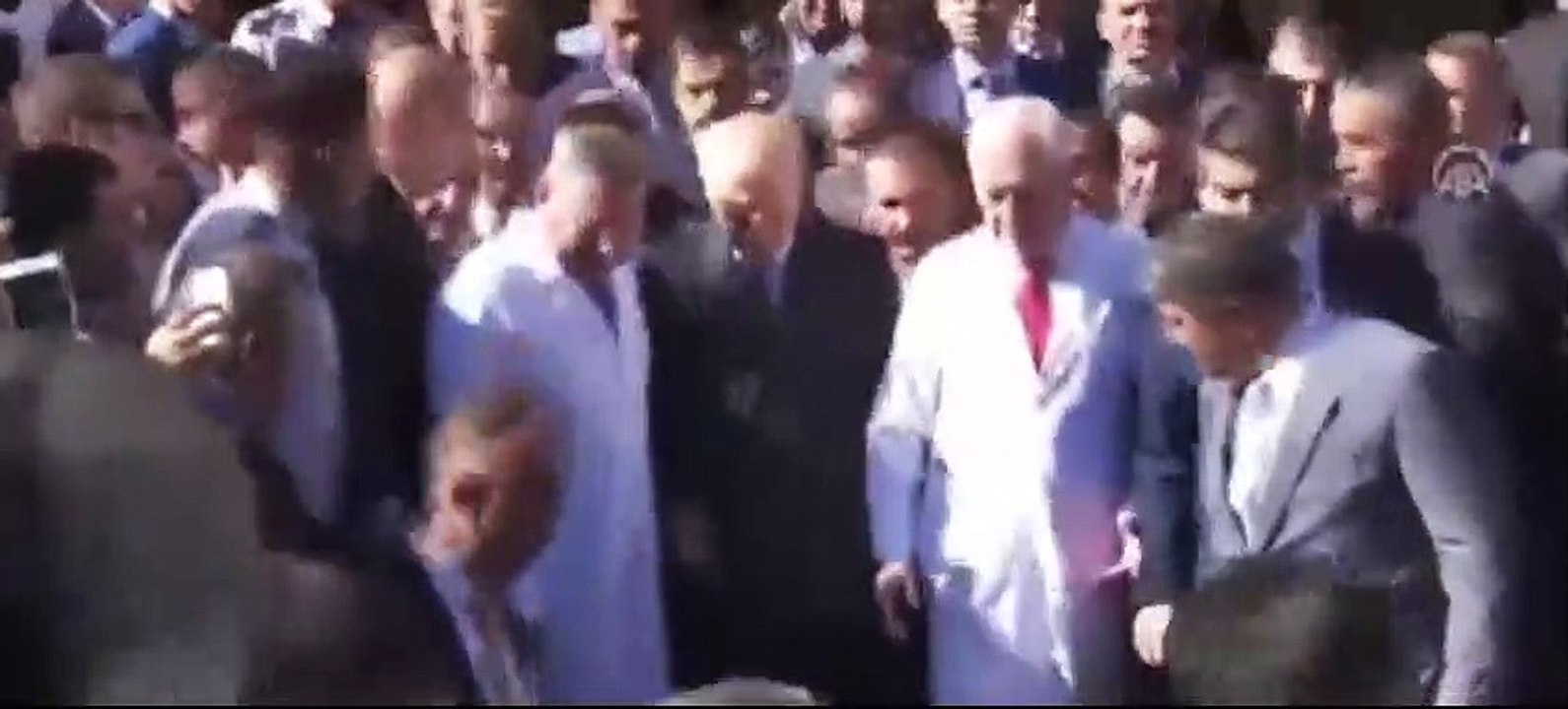 MHP Genel Başkanı Devlet Bahçeli, tedavi gördüğü hastaneden taburcu oldu