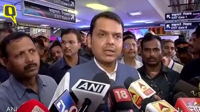 महाराष्ट्र के सीएम फडणवीस को भी कथित तौर पर माओवादी संगठनों की ओर से 2 धमकी भरे लेटर मिले हैं.