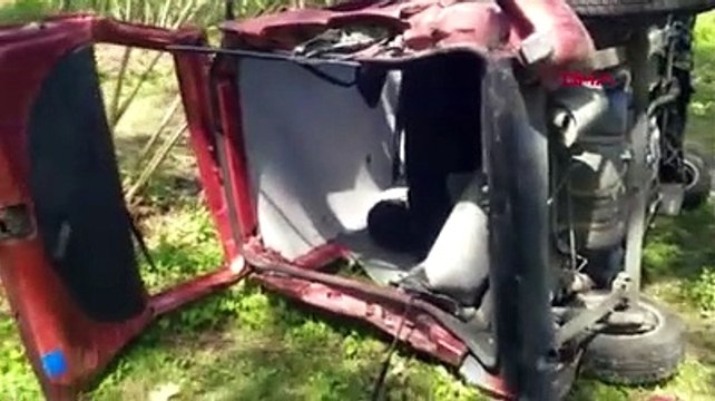 Kazada ölen sürücü, emniyet kemeri ikazını susturmak için aparat takmış