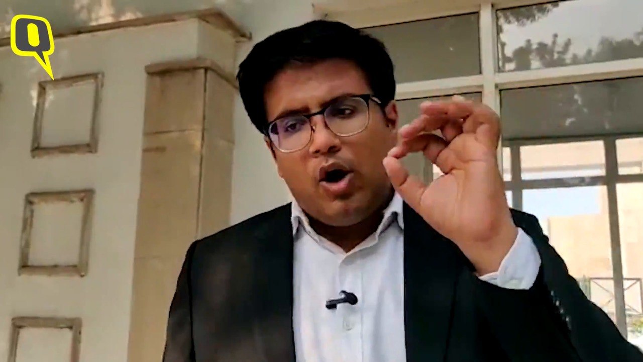 Vakasha In&Out _ Hindi