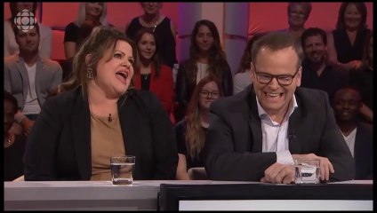 Si leurs personnages sont à couteaux tirés dans District 31, Geneviève Schmidt et Michel Charette font une trêve pour les besoins de l’entrevue!