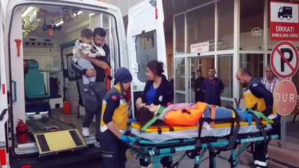 Otomobil şarampole devrildi: 5 yaralı - ERZİNCAN