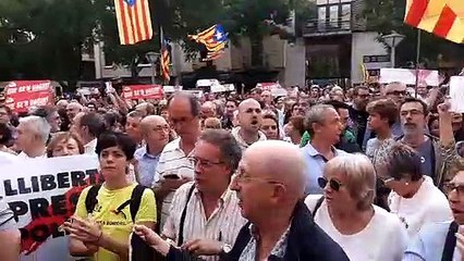 Concentració a Sabadell de rebuig a les detencions de la Guàrdia Civil