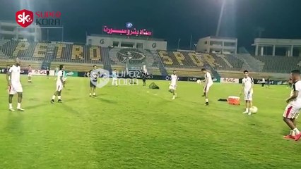 تسخين لاعبي الزمالك قبل مباراته مع الاتحاد السكندري