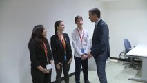 Sánchez se reúne con jóvenes activistas contra el cambio climático