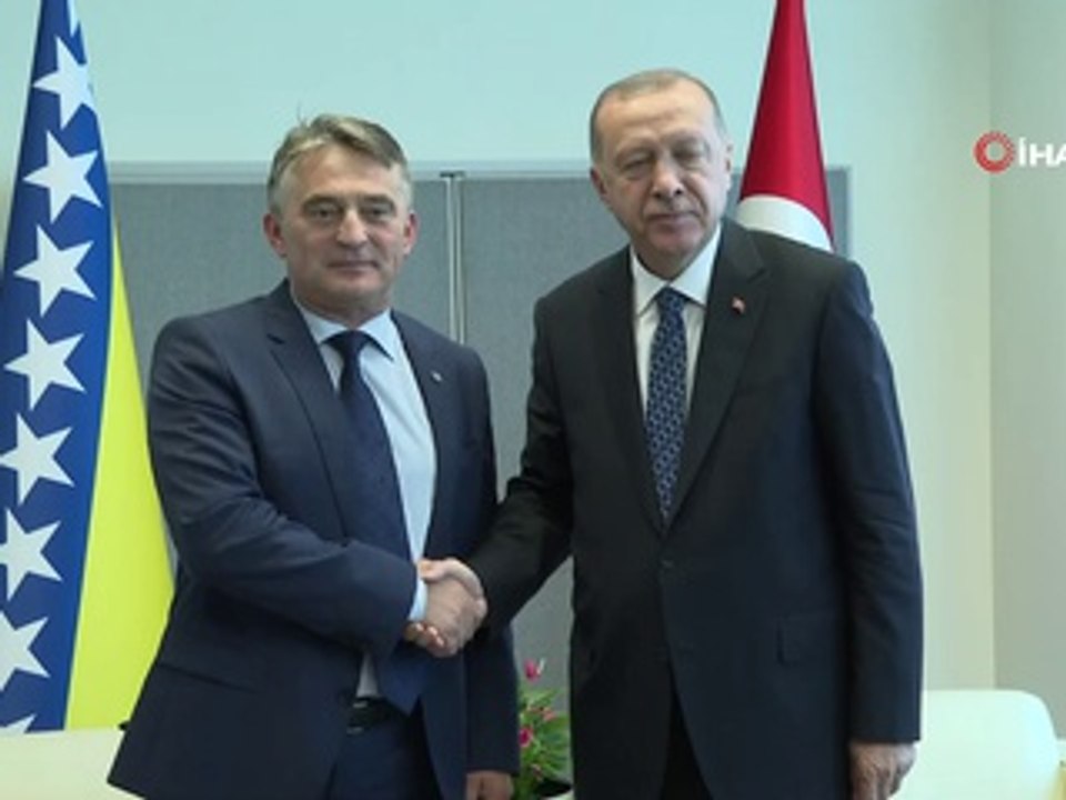 - Birleşmiş Milletler 74. Genel Kurulu İçin New York’ta Bulunan Cumhurbaşkanı Recep Tayyip Erdoğan, Temasları Kapsamında Bosna Hersek Devlet Başkanlığı Konseyi Başkanı Jelyko Komsiç'i Kabul Etti.