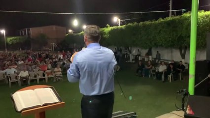 Hugo Albornoz - predica fuerte para los católicos