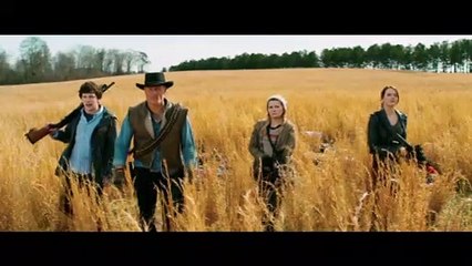 ZOMBIELAND- MATA Y REMATA. Vuelven para divertirse.