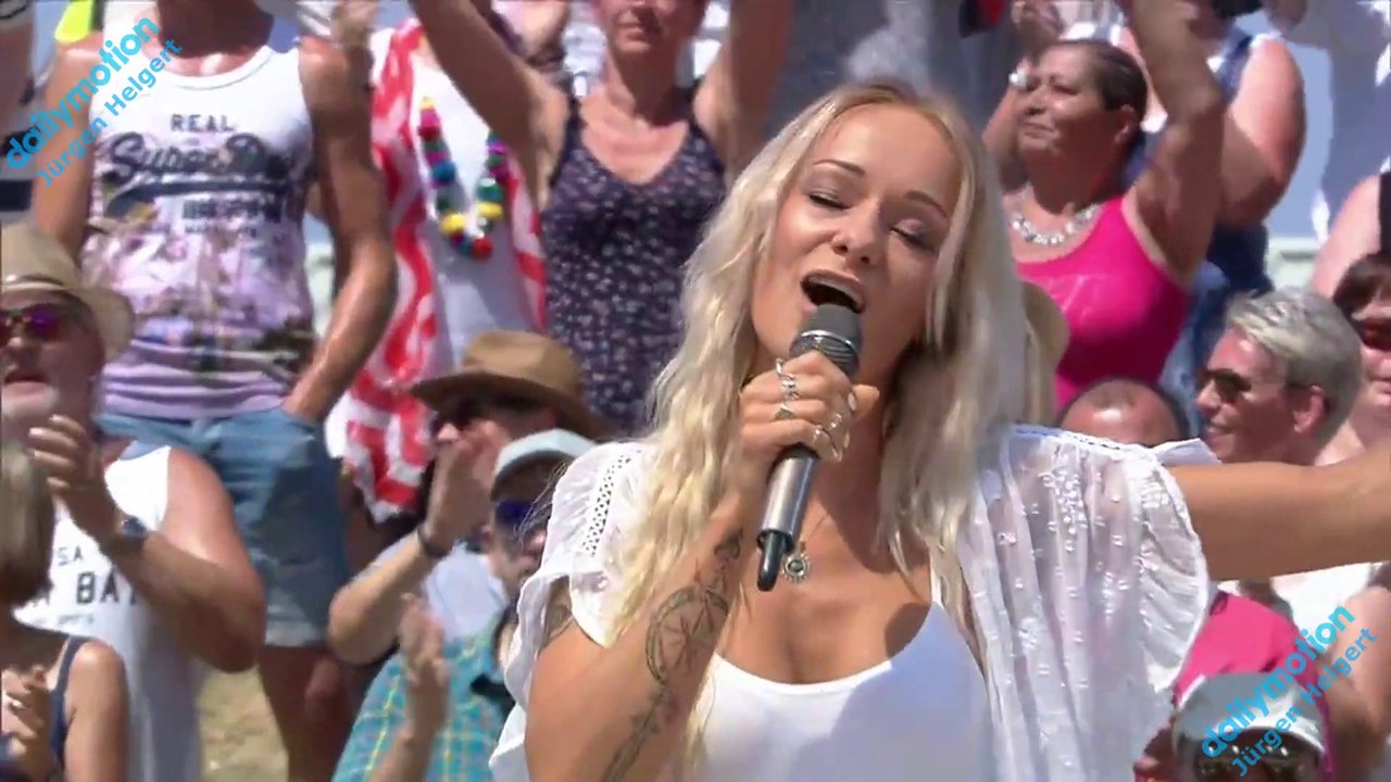 Christin Stark - Ewiger Sommer - | ZDF Fernsehgarten 30.06.2019