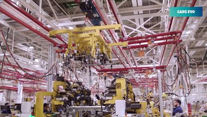 Mercedes E-Class Sedan Production in Moscow