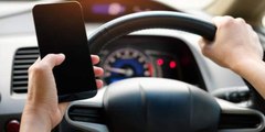 600.000 conductores 'adictos' y 360 muertes al año en España por usar el móvil al volante
