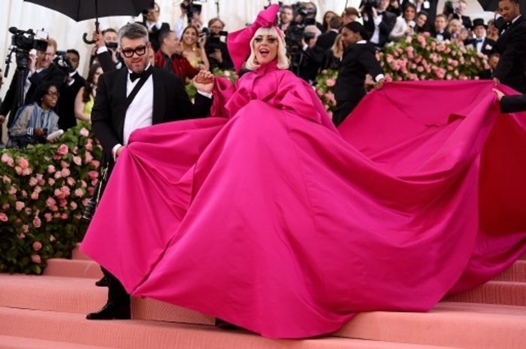 Lady Gaga im Zeichen von Kühnheit und Extravaganz während der Met Gala