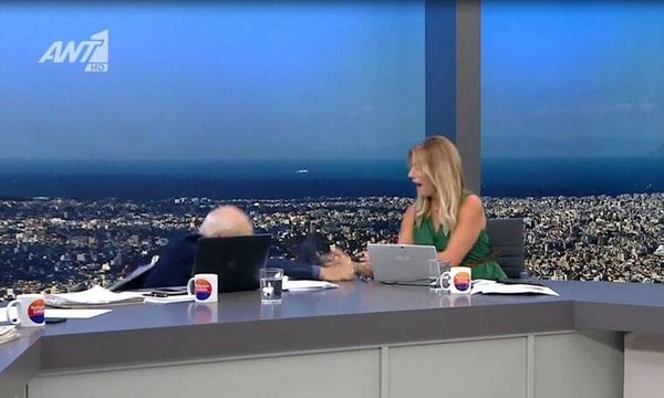 Παπαδάκης: Θα κλαίτε από τα γέλια με την επική ατάκα του καλεσμένου για το πέσιμο από την καρέκλα