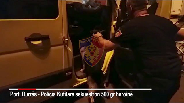 Report TV - Arrestohet 35-vjeçari në portin e Durrësit me 500 gr Heroinë të fshehur në furgon