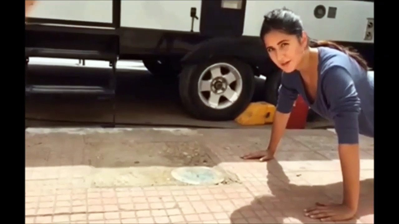 Katrina Kaif Hard Workout !
