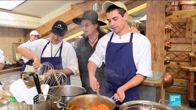 Suppression de sa 3e étoile: Marc Veyrat attaque le guide Michelin en justice