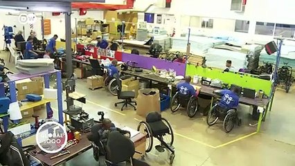 Wieder mobil: Rollstühle für Südafrikas Behinderte | Global 3000