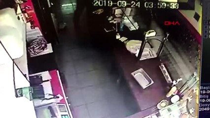 Silivri'de deprem anında yaşananlar güvenlik kamerasında