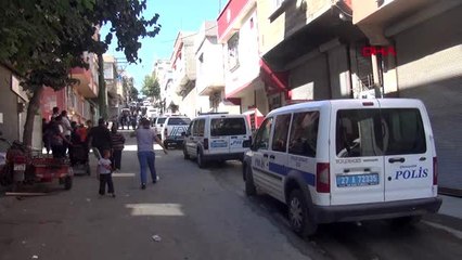 Çocuklar tartıştı, büyükleri kavga etti 2 yaralı, 7 gözaltı