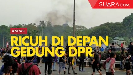 Aksi Mahasiswa Blokir Akses Tol Dalam Kota