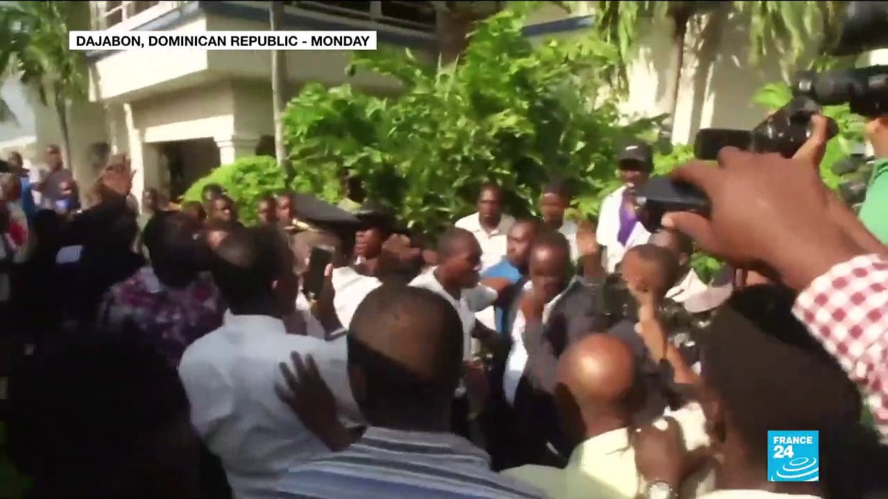Haitian senator opens fire at protesters injuring photographer
