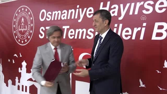 Milli Eğitim Bakanı Selçuk, Kültür, Sanat ve Kongre Merkezinin açılışına katıldı