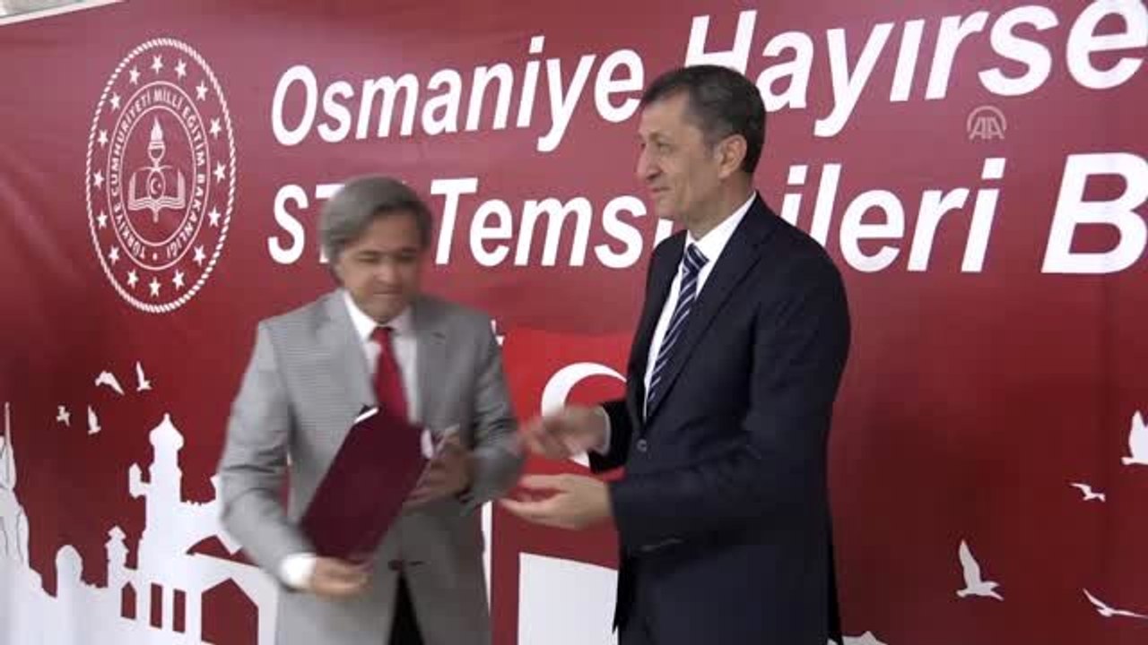 Milli Eğitim Bakanı Selçuk, Kültür, Sanat ve Kongre Merkezinin açılışına katıldı