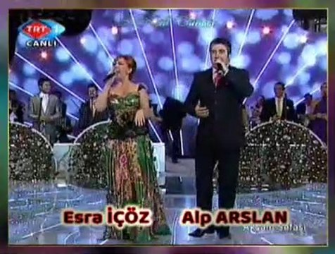 Esra İÇÖZ & Alp ARSLAN - Darıldın Mı Gülüm Bana Hiç Bakmıyorsun Bu Yana