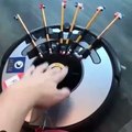 Impressionnant : ce Roomba est transformé en un jeu sensationnel et amusant