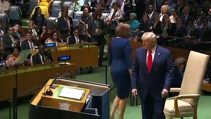 ترامب: الولايات المتحدة تراقب الوضع في فنزويلا "من كثب"